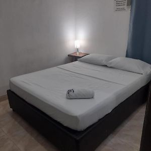 Habitación Económica con Cama King